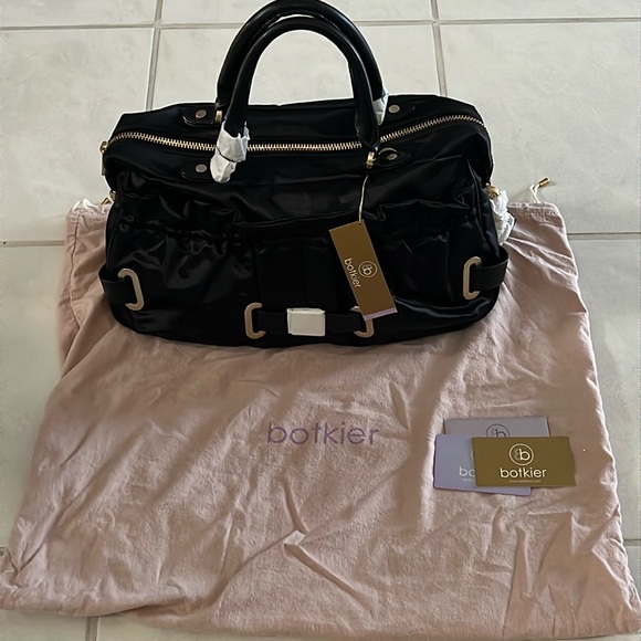 NEW Bokier Black Sachel